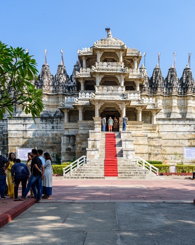 Udaipur to Jodhpur Drop with Stop at Kumbhalgarh Fort & Ranakpur Jain Temple